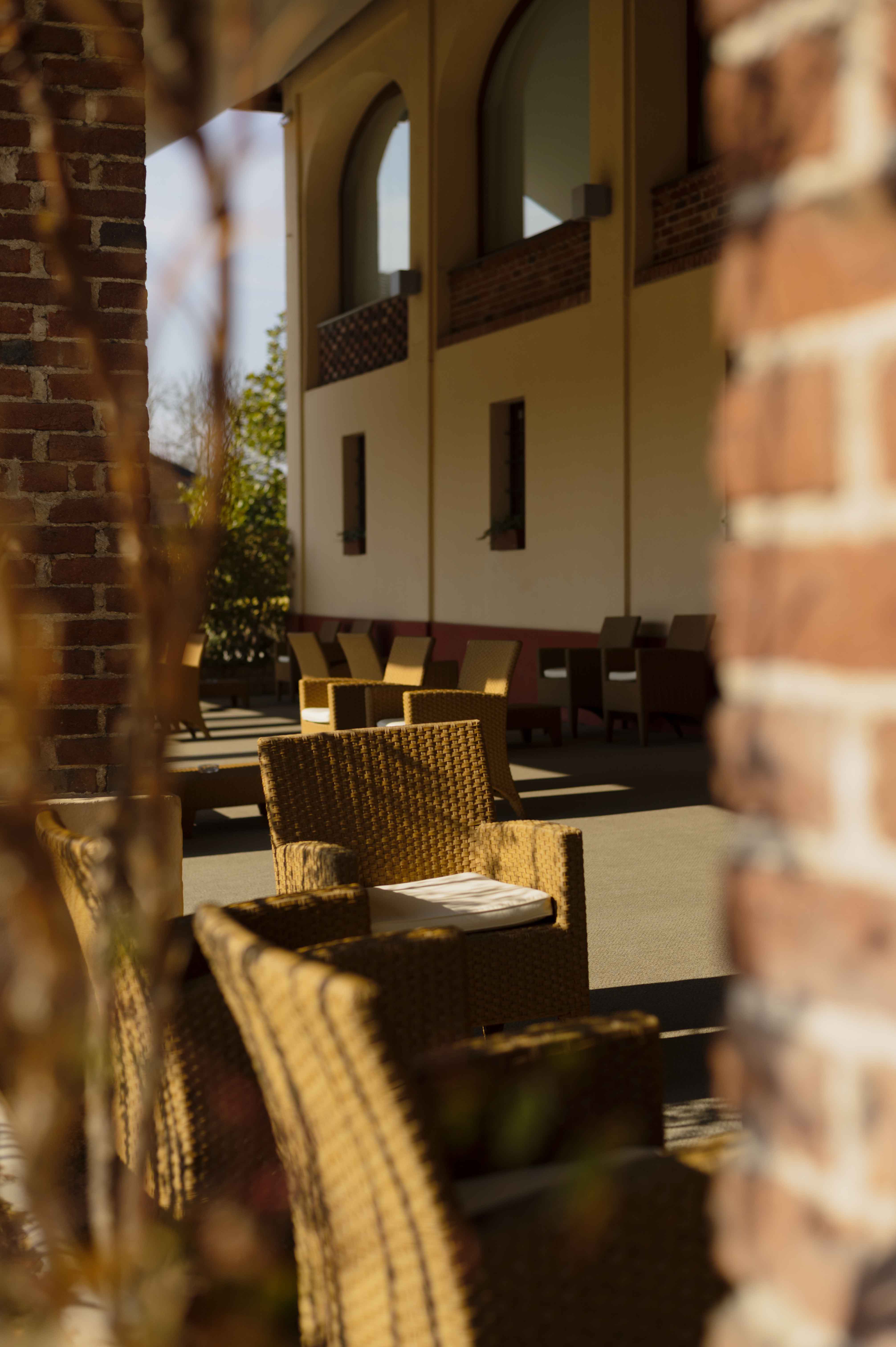 Photo of a glimpse of the outdoor porch